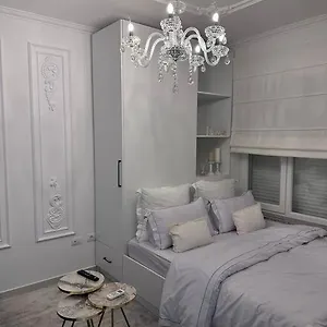The Artist's Loft Near Center , Tirana Albania